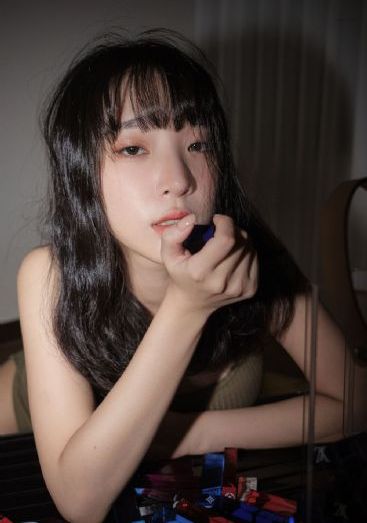 人妻白嫩大腿张开迎合巨龙_高清神马影院手机在线