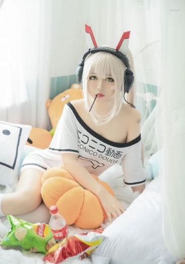 18禁止看的吃奶头网站_完整无删减版