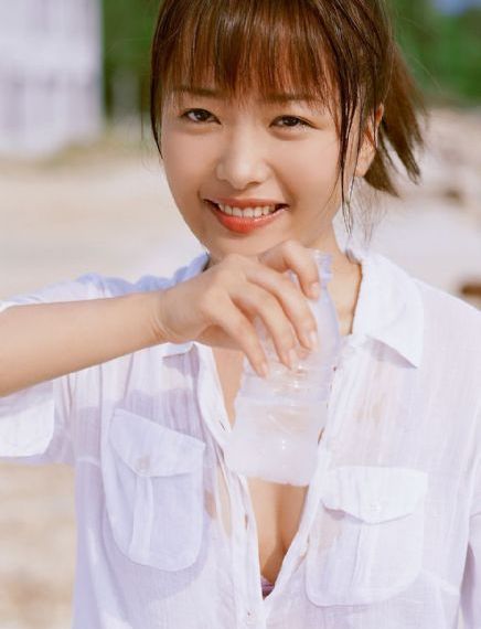 色婷婷一区二区第一页_高清免费在线播放