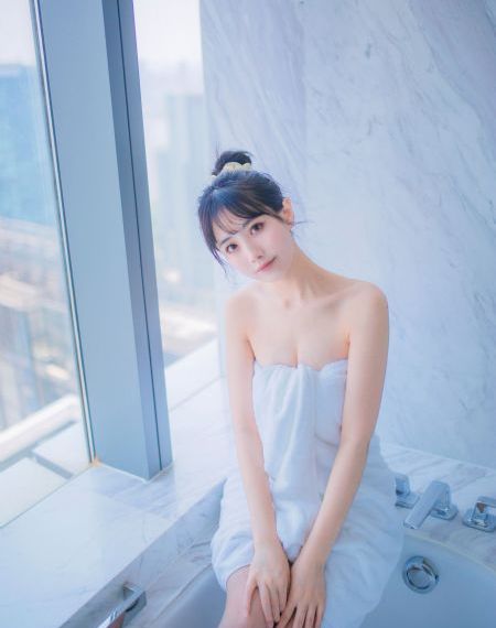 国内美女福利视频_HD免费观看
