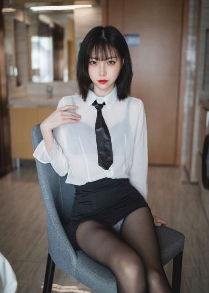福利姬自慰短文_BD英语视频大全