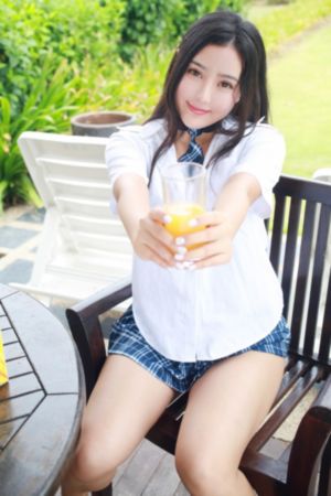 黄色美女在线观看_BD英语BD在线观看