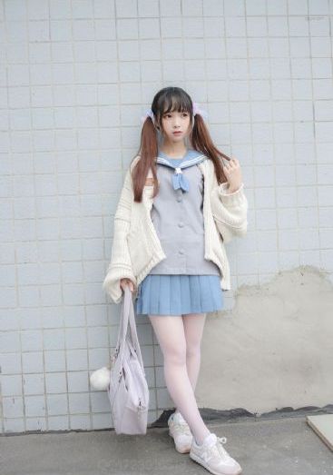 日韩美女人体艺术_蓝光高清完整版
