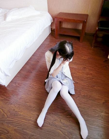 瑶瑶被啪到流白水_完整版高清下载