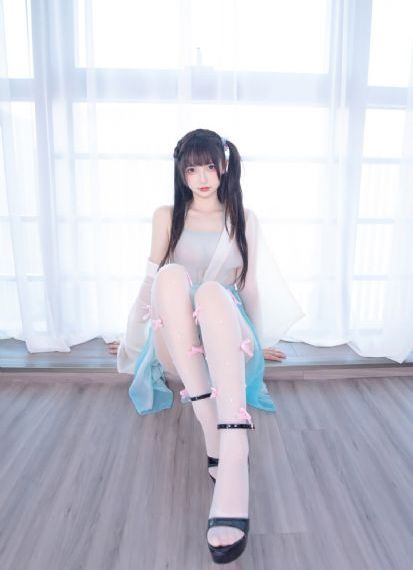 啊～嗯～轻一点～的视频_720免费播放