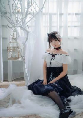 亚洲国产精品半推半就在线_4K免费观看韩国