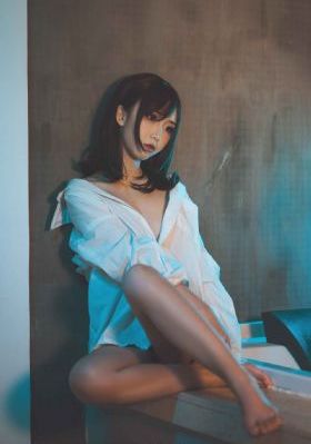 久久久受www_超清超清免费观看